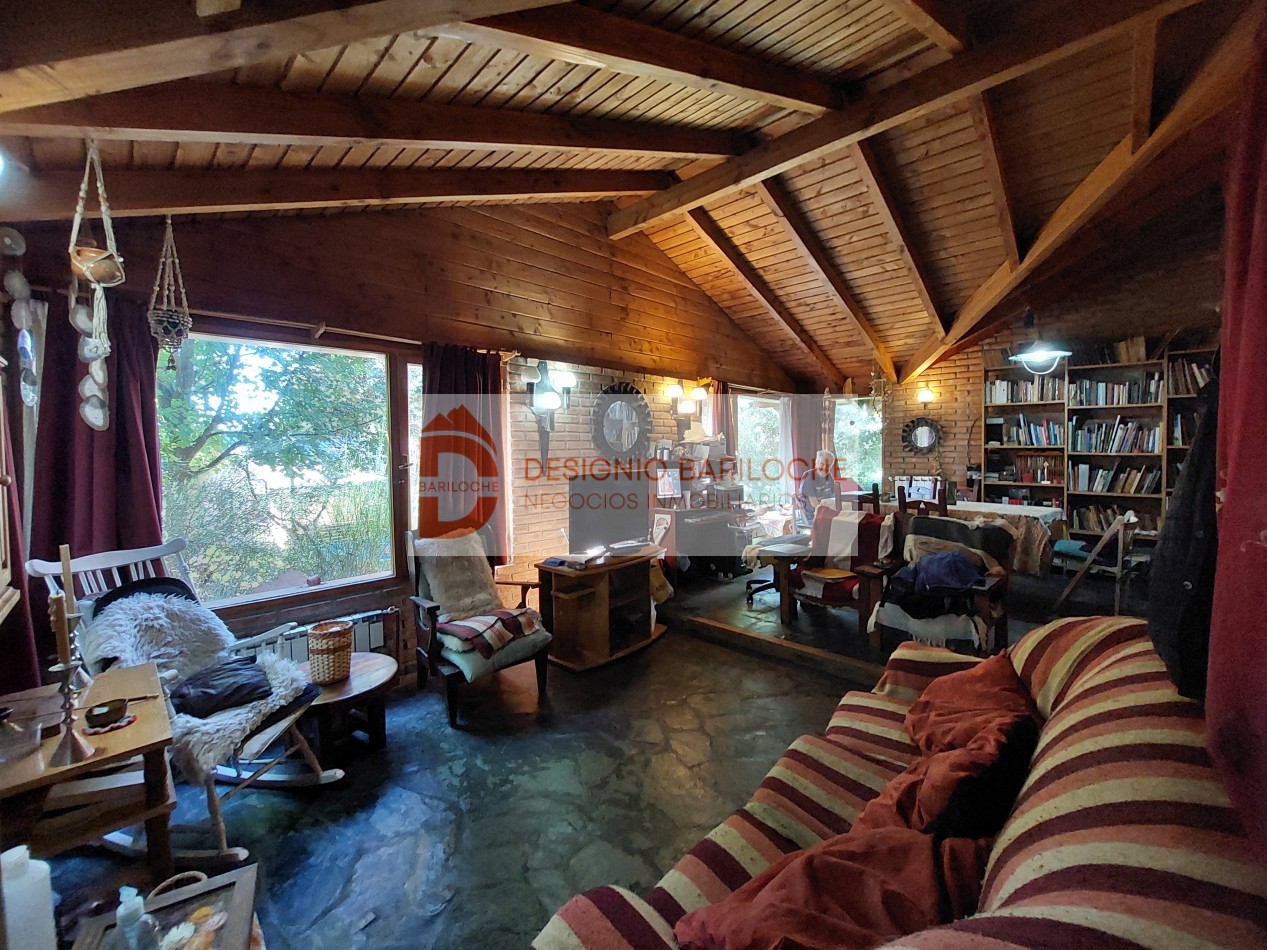 Se VENDE Casa + Duplex en Barrio Jardin Botanico