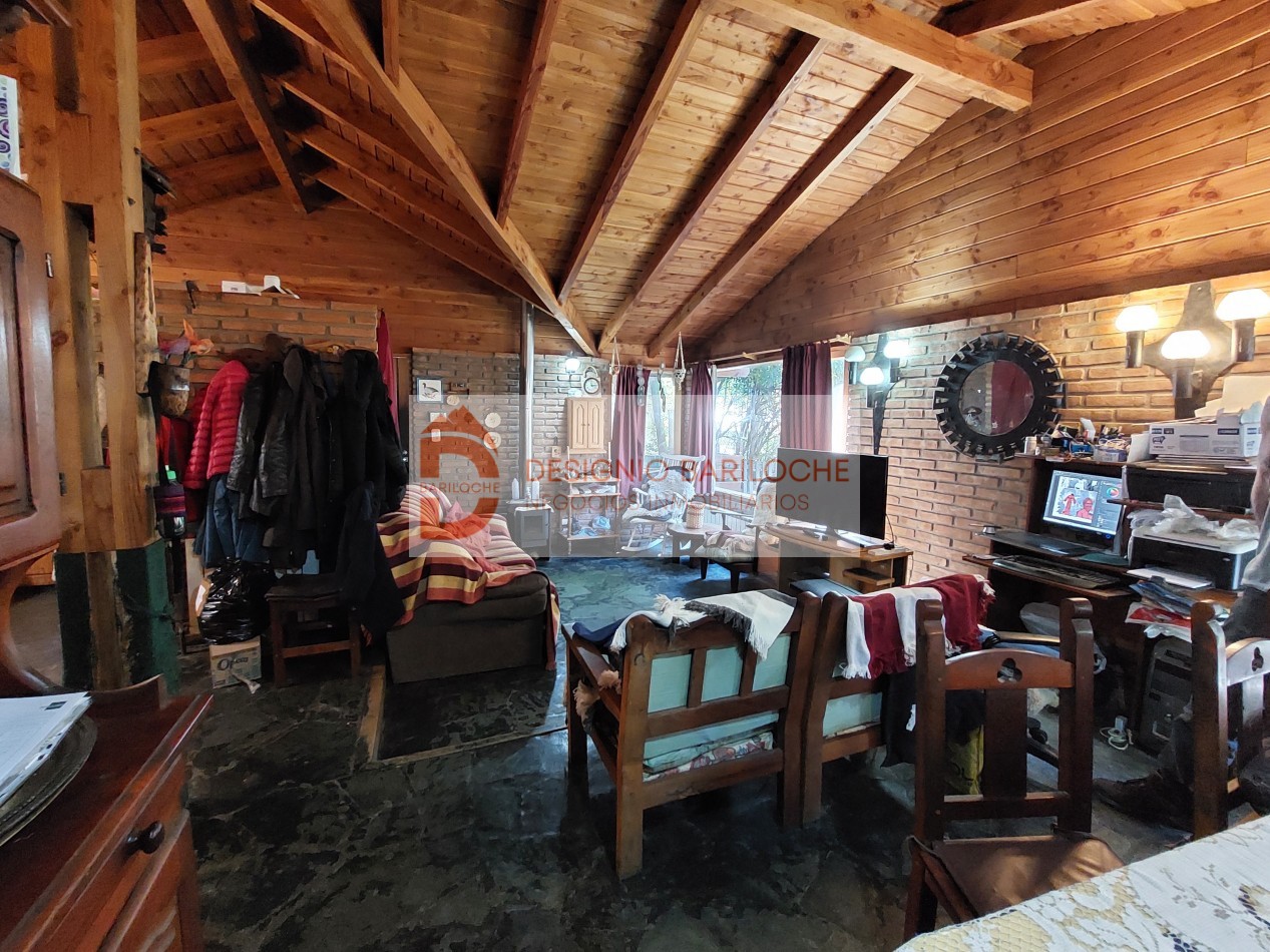 Se VENDE Casa + Duplex en Barrio Jardin Botanico