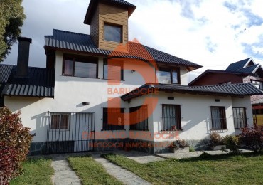 Casa y 3 dptos en venta - San Carlos de Bariloche